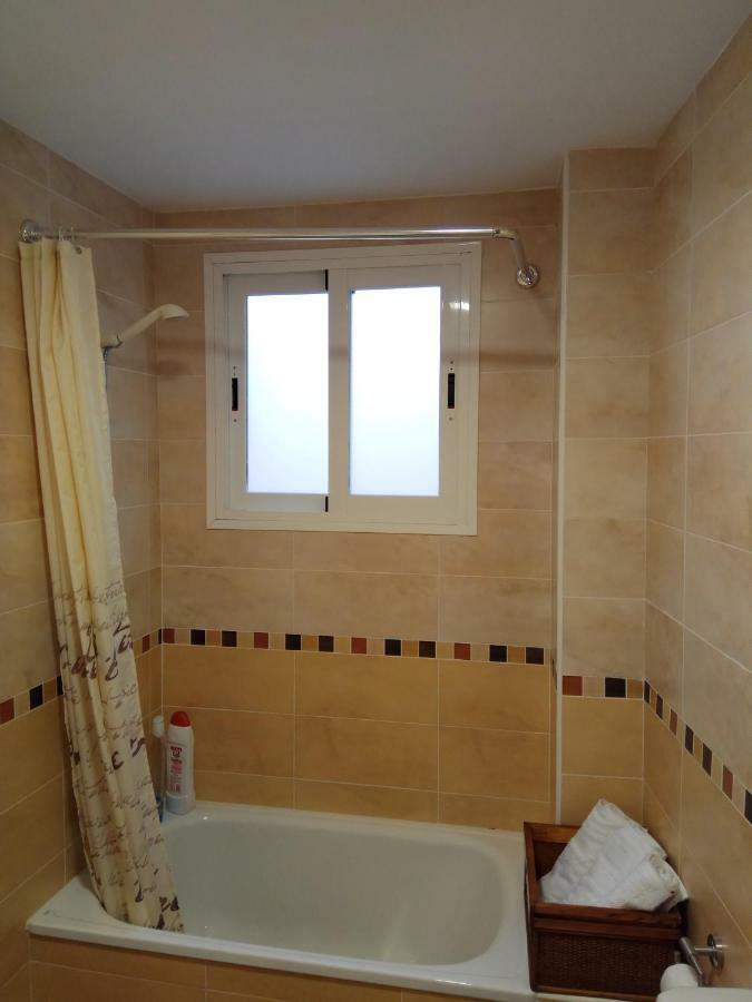 Precioso Atico En Torre De Benagalbon A 20 Metros Del Mar. Apartment Exterior photo