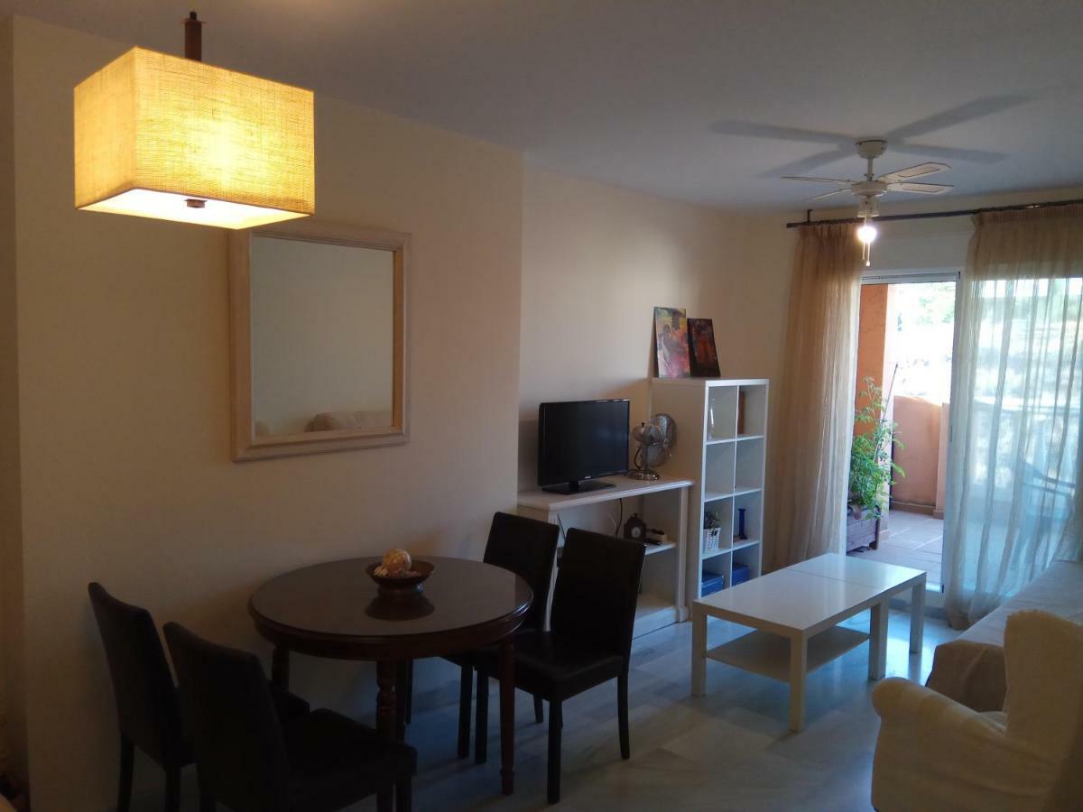 Precioso Atico En Torre De Benagalbon A 20 Metros Del Mar. Apartment Exterior photo